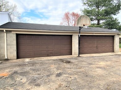 7509 S Watterson Trail, Louisville, KY 40291 - photo 6