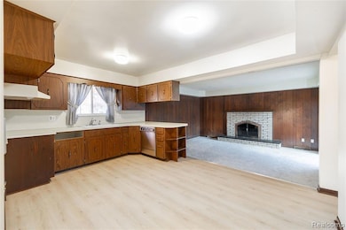 21819 Meridian Rd, Grosse Ile, MI 48138 - photo 3