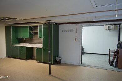 224 4th Ave SW, Jamestown, ND 58401 - photo 7