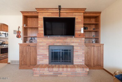 912 N 29th St MLS-15