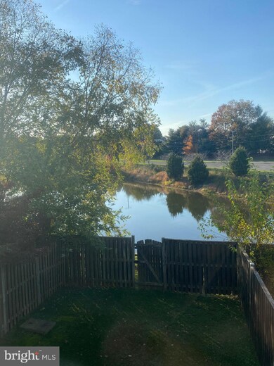 10206 Magnolia Grove Dr, Manassas, VA 20110 - photo 3