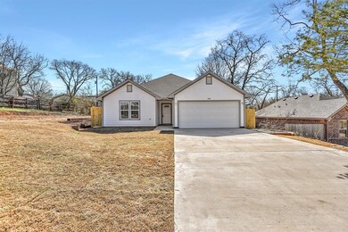 406 E Monterey St, Denison, TX 75021 - photo 3