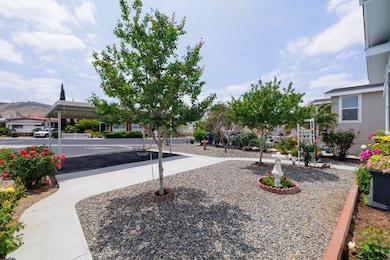 3700 Buchanan St unit 104, Riverside, CA 92503 - photo 4