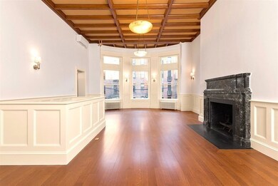 273 Commonwealth Ave unit 1, Boston, MA 02116 - photo 2