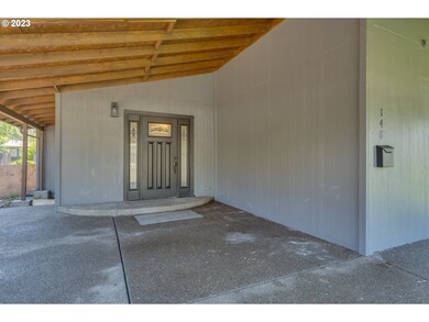 148 SW Jefferson St, Sheridan, OR 97378 - photo 4