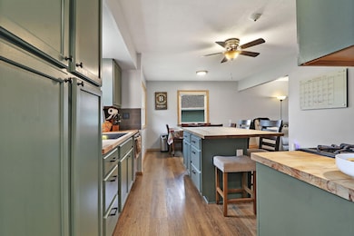 401 Roberts Dr, Mukwonago, WI 53149 - photo 6