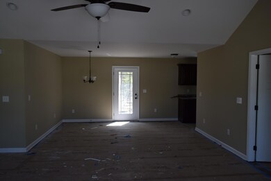 376 Forrestwood Dr, Manchester, TN 37355 - photo 2