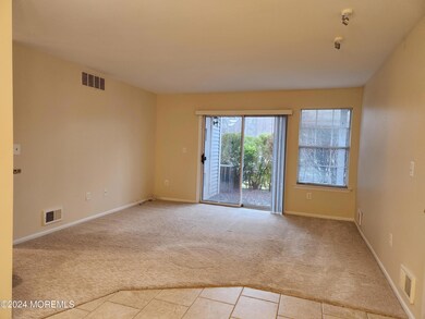 9 Hackamore Ct, Tinton Falls, NJ 07753 - photo 4