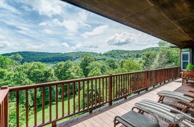 653 R C Cook Rd, Blowing Rock, NC 28605 - photo 2