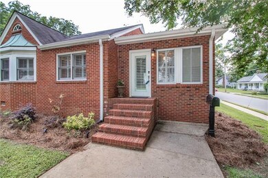 255 N Race St, Statesville, NC 28677 - photo 3