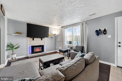 213 Deervalley Dr, Frederick, MD 21702 - photo 7