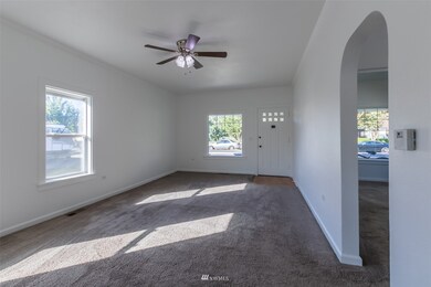 210 Varner Ave NE, Orting, WA 98360 - photo 6