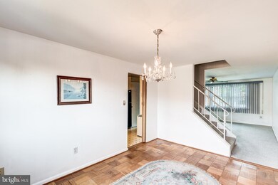 985 Regina Dr, Halethorpe, MD 21227 - photo 6