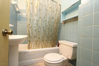 Full Bath