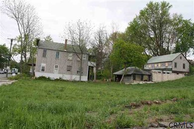 306 Mohawk Ave, Schenectady, NY 12302 - photo 2