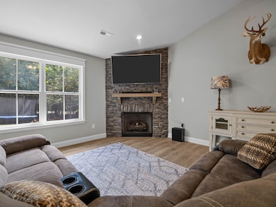 10938 Reidville Rd, Greer, SC 29651 - photo 6