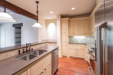 2510 N Henderson Ave unit 3, Dallas, TX 75206 - photo 3