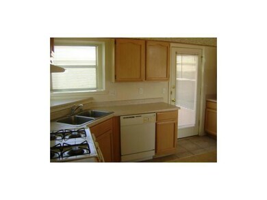 521 Thayer Pease Ave, Horizon City, TX 79928 - photo 4