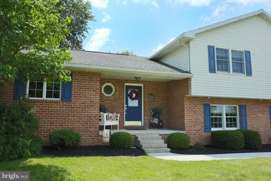 818 Pine Stump Rd, Chambersburg, PA 17202 - photo 3