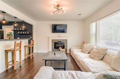 6336 Switzer Ln, Shawnee, KS 66203 - photo 4