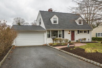 03_House Front-4