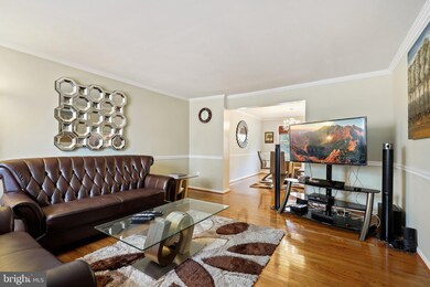 12932 Claxton Dr, Laurel, MD 20708 - photo 2