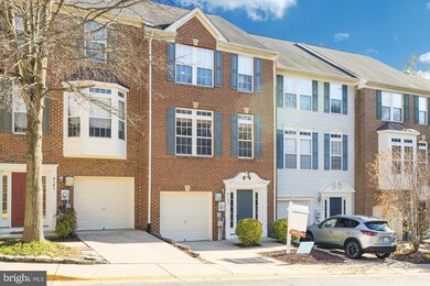 9145 Silvershadow Ct, Lorton, VA 22079 - photo 2