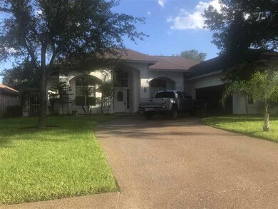 209 Oriole Ln, Laredo, TX 78045 - photo 2