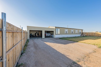 2120 Bowie St, Midland, TX 79705 - photo 3