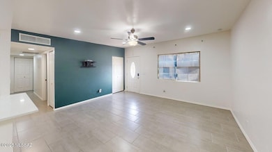 9301-east-29th-st-tucson-az-living-room1