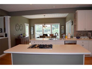 236 Fieldstone Ln, Saunderstown, RI 02874 - photo 7