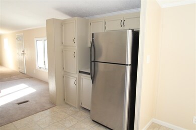 16 Cheryl Dr, Allenstown, NH 03275 - photo 3