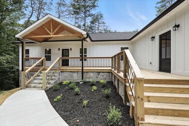 177 Cove Springs Dr, Dandridge, TN 37725 - photo 5