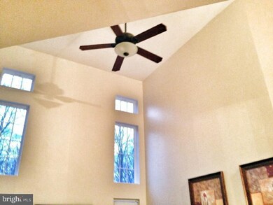 135 Chancellor Dr, Woodbury, NJ 08096 - photo 6