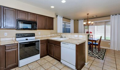Kitchen (2)