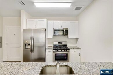 90 Clinton Ave, Newark, NJ 07114 - photo 2