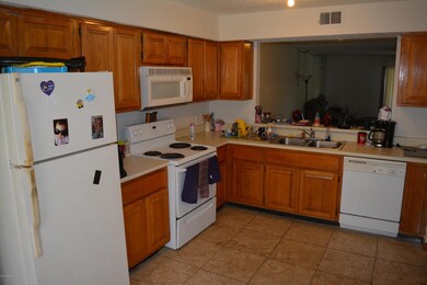 4459 Melissa Ct W, Jacksonville, FL 32210 - photo 2