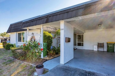 3990 Overlook Bend unit 19, Sarasota, FL 34232 - photo 3