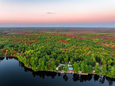 111 Birch Tree Dr, Hudson, ME