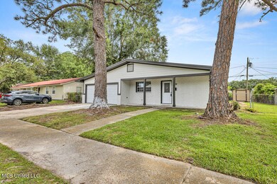 2302FultonAve-3