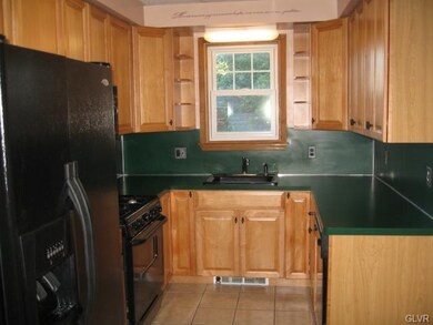 1130 N 18th St unit 1, Allentown, PA 18104 - photo 3