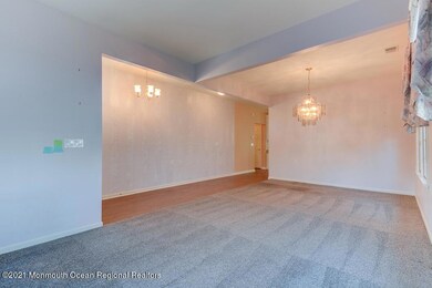 15 Londonberry Dr, Holmdel, NJ 07733 - photo 4