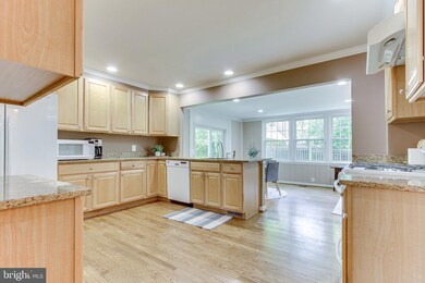 312 N Lee St, Falls Church, VA 22046 - photo 7