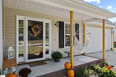 2528 Motherwell Dr, Greer, SC 29651 - photo 4