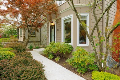 93 W Cooke Rd, Columbus, OH 43214 - photo 4