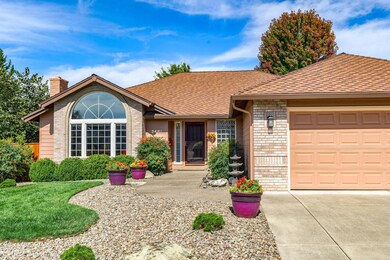 2491 Greenfield Ct, Medford, OR 97504 - photo 4