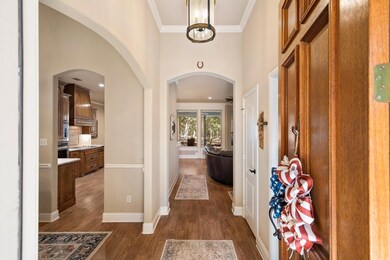 208 S Natural Springs Ln, Azle, TX 76020 - photo 5