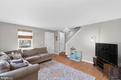 8534 Oak Rd, Parkville, MD 21234 - photo 5