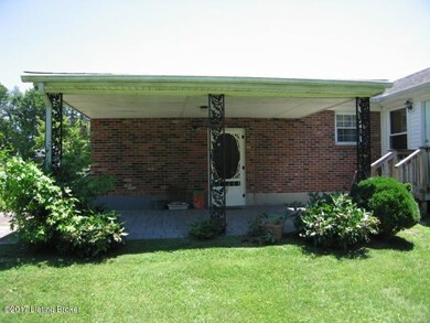 197 Turnpike Ln, Lebanon Junction, KY 40150 - photo 2