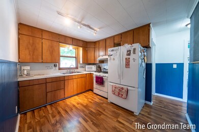 325 w sycamore, wayland, MI 49348-8